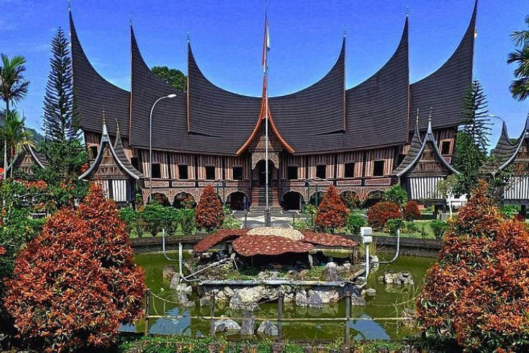 10 Best Tourist Attractions in Bukittinggi, Indonesia